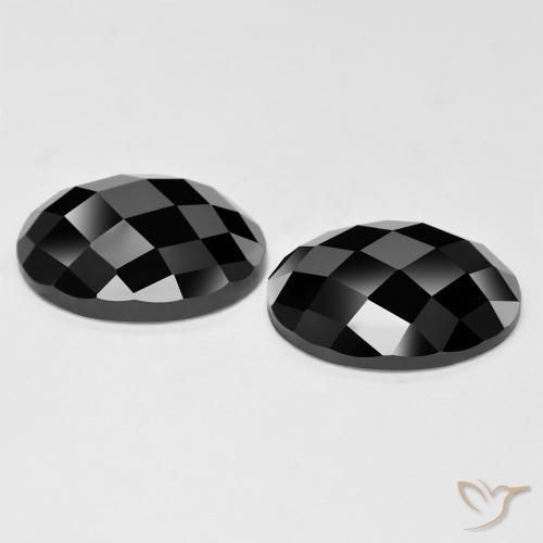 Shop natural 22.77ct ブラック スピネル gems, 楕円形, from タイ at GemSelect. In stock, global shipping!