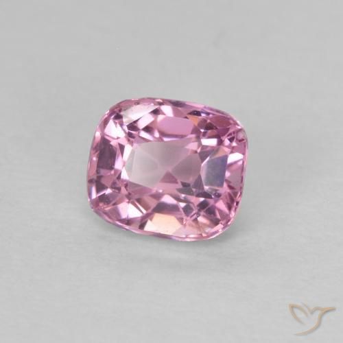 0.59カラットの天然Medium Light-Pinkスピネル、クッション、VVS-VS