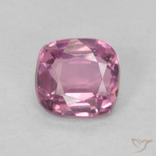 0.57ct 天然 ボイセンベリー スピネル, クッション, VS