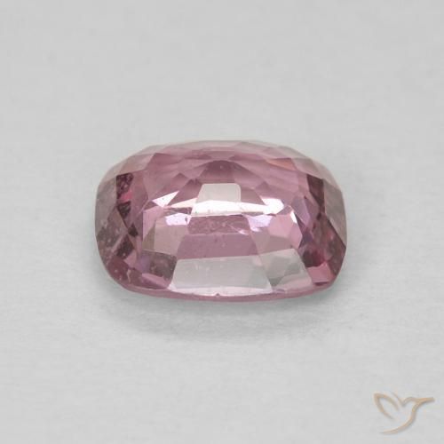 0.68カラットの天然Medium Dark-Purpleスピネル、クッション、VS