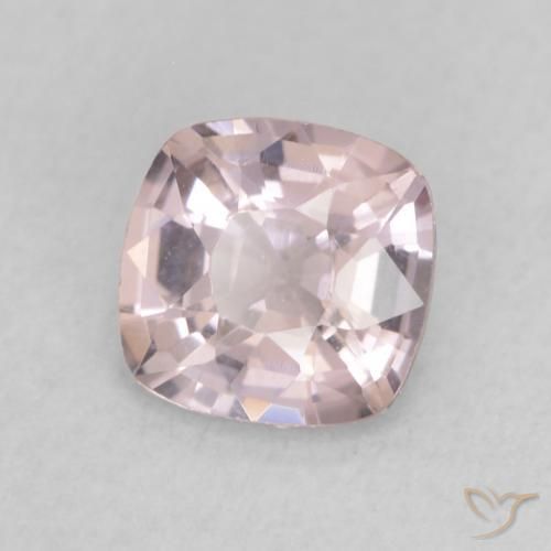 0.60カラットの天然Medium Light-Pinkスピネル、クッション、VVS