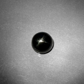 2.12カラットの天然黒スターダイオプサイド（7.13 mm・ラウンドカット）