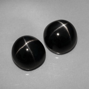 カラットの天然黒スターダイオプサイド（7.13 mm・ラウンドカット）