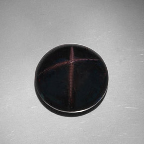 39.08カラットの天然赤みがかった黒スターガーネット（19.07 mm・ラウンドカット）