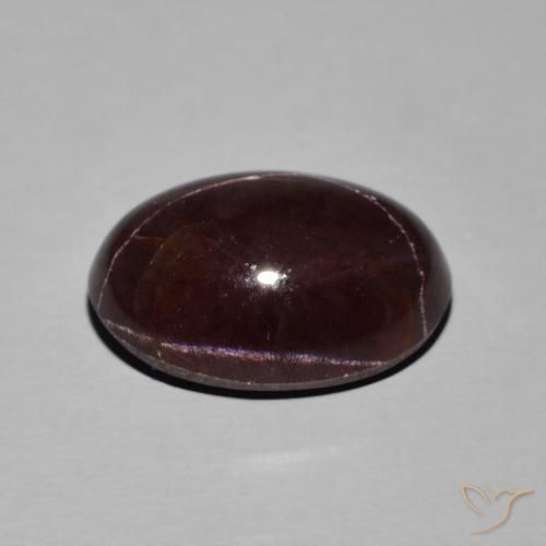 13.88カラットの天然マホガニーレッドスターガーネット（16×11.3 mm・オーバルカット）