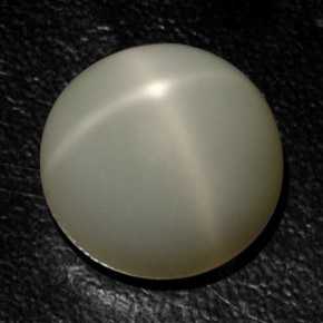 18.89カラットの天然クリームスタームーンストーン（16.46 mm・透明）