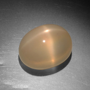 9.14カラットの天然ピーチオレンジスタームーンストーン（13.1×10.1 mm・透明）