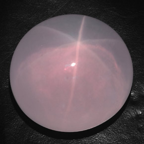 521.50カラットの天然ピンクスターローズクォーツ（46.9×44.7 mm・透明）