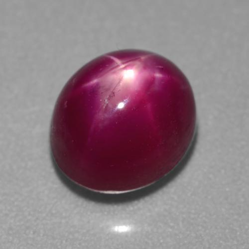 4.05カラットの天然マゼンタピンクスタールビー（8.3×7.1 mm・オーバルカット）