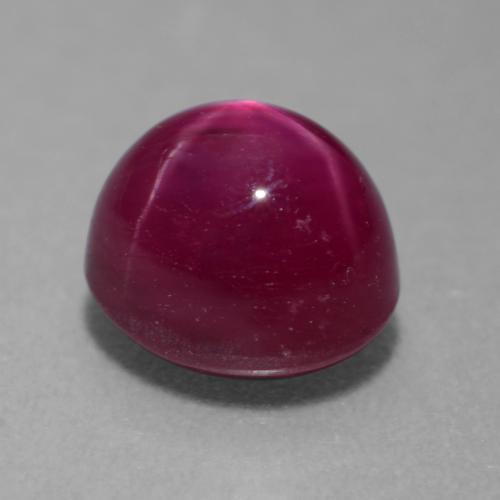 4.05カラットの天然マゼンタピンクスタールビー（8.3×7.1 mm・オーバルカット）