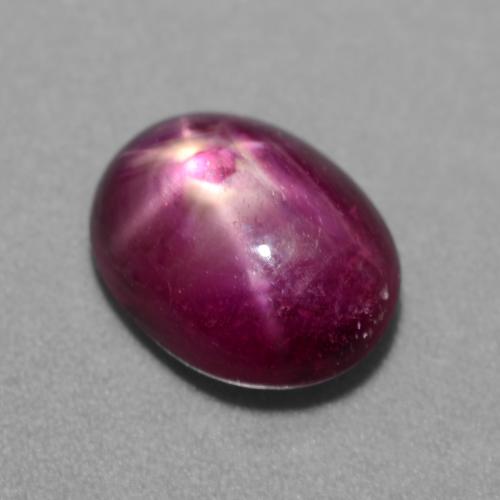3.81カラットの天然ダークパープルスタールビー（9.8×7.7 mm・オーバルカット）