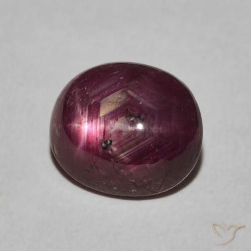 4.38カラットの天然Medium Dark-Purpleスタールビー、楕円形、オペーク