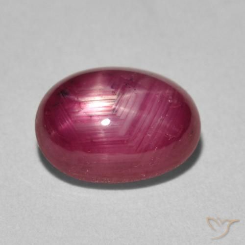 3.63ct 天然 ジャム・レッド スタールビー, 楕円形, オペーク