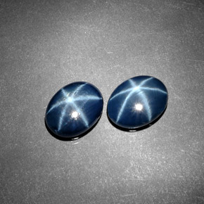 カラットの天然ブルースターサファイア（8×6.2 mm・オーバルカット）