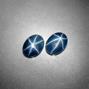 カラットの天然ブルースターサファイア（8.1×6 mm・オーバルカット）