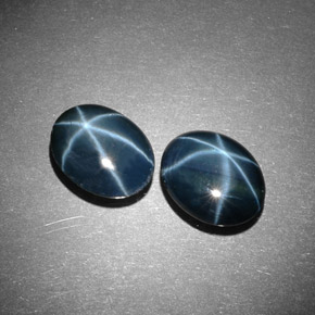 カラットの天然ブルースターサファイア（9.5×7.3 mm・オーバルカット）