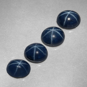 カラットの天然ブルースターサファイア（5.1×4.1 mm・オーバルカット）