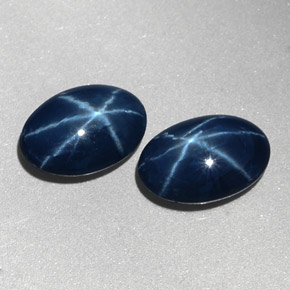カラットの天然ブルースターサファイア（9×6.2 mm・オーバルカット）
