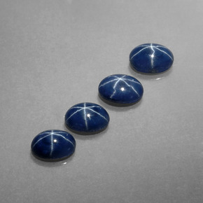カラットの天然ブルースターサファイア（6.2×4.2 mm・オーバルカット）
