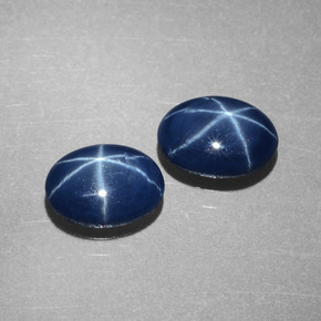 カラットの天然ブルースターサファイア（7.2×5.2 mm・オーバルカット）