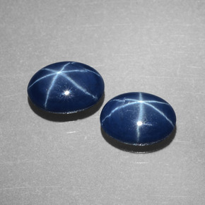 カラットの天然ブルースターサファイア（7.2×5.2 mm・オーバルカット）