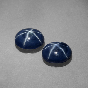 カラットの天然ブルースターサファイア（7×5.2 mm・オーバルカット）