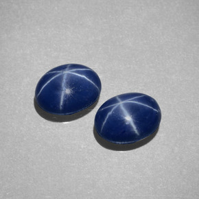 カラットの天然ブルースターサファイア（7.1×5.2 mm・オーバルカット）