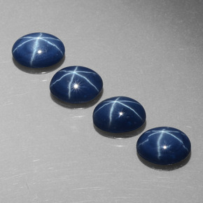 カラットの天然ブルースターサファイア（6.9×5.1 mm・オーバルカット）