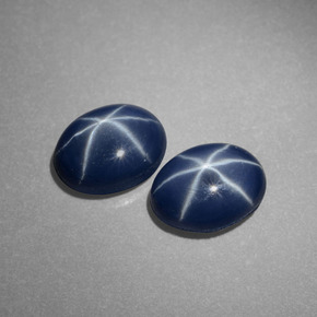 カラットの天然ブルースターサファイア（7.2×5.2 mm・オーバルカット）