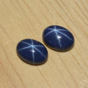 カラットの天然ブルースターサファイア（7.2×5.1 mm・オーバルカット）