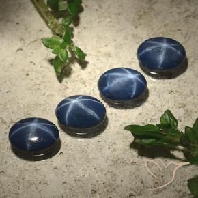 Shop natural 2.89ct ディープブルー スターサファイア gems, 楕円形, from タイ at GemSelect. In stock, global shipping!