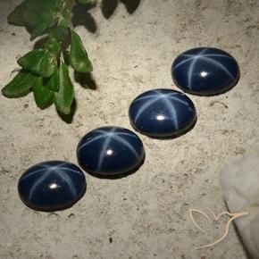 Shop natural 3.27ct 濃い紺 スターサファイア gems, 楕円形, from タイ at GemSelect. In stock, global shipping!