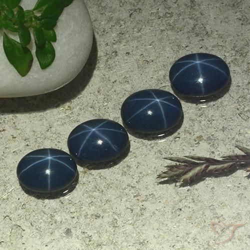 Shop natural 3.45ct ダークブルー スターサファイア gems, 楕円形, from タイ at GemSelect. In stock, global shipping!