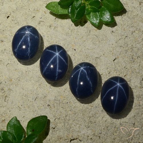 Shop natural 4.08ct ダークブルー スターサファイア gems, 楕円形, from タイ at GemSelect. In stock, global shipping!