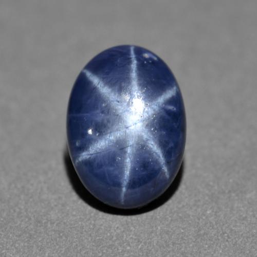 1.30カラットの天然ネイビーブルースターサファイア（7.1×5.2 mm・オーバルカット）