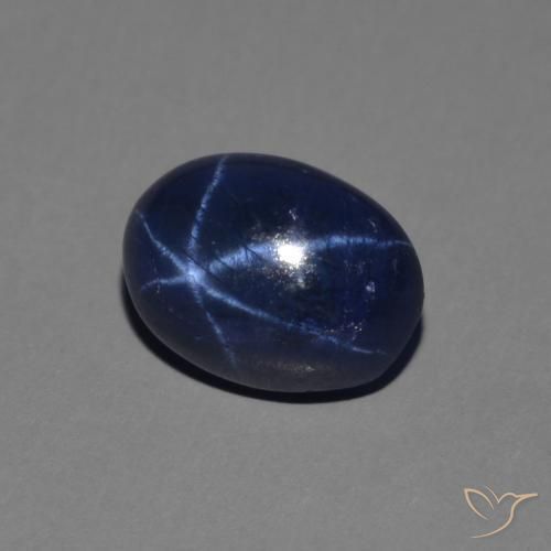 1.79カラットの天然ダークブルースターサファイア（7.2×5.3 mm・オーバルカット）