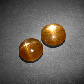 自然派の商品を探す ct ゴールドブラウン スターサンストーン 宝石, オーバルカット, インド からGemSelectで. 在庫あり、世界各国へ発送!