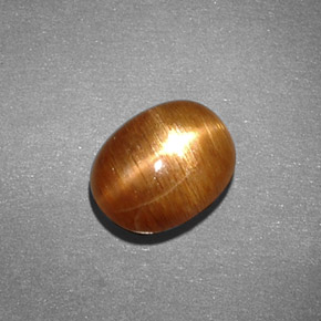 1.34カラットの天然ゴールドブラウンスターサンストーン、オーバルカット、IF