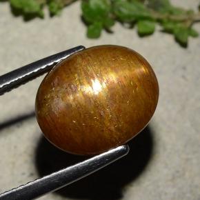 8.81カラットの天然ゴールデンブラウンスターサンストーン、オーバルカット、オペーク