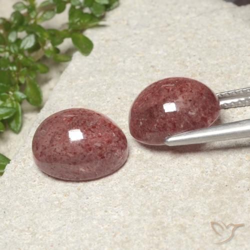 Shop natural 9.40ct ミディアムピンク ストロベリークォーツ gems, 楕円形, from ロシア at GemSelect. In stock, global shipping!