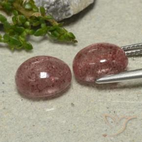 Shop natural 6.52ct ミディアムピンク ストロベリークォーツ gems, 楕円形, from ロシア at GemSelect. In stock, global shipping!