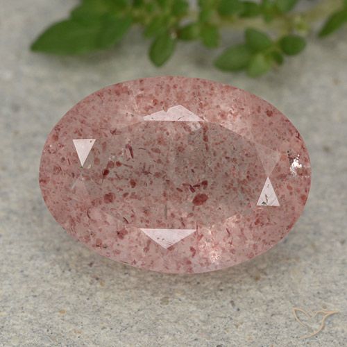 4.88ct 天然 アーシーピンク ストロベリークォーツ, 楕円形, 半透明
