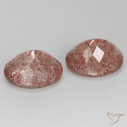 Shop natural 7.24ct ミディアムピンク ストロベリークォーツ gems, 楕円形, from ロシア at GemSelect. In stock, global shipping!