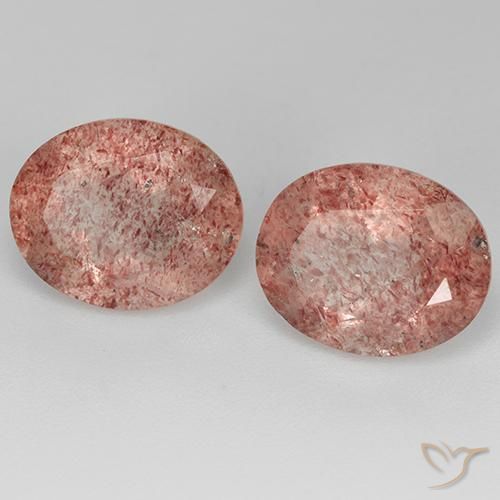 Shop natural 6.69ct ラズベリーピンク ストロベリークォーツ gems, 楕円形, from ロシア at GemSelect. In stock, global shipping!