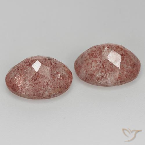Shop natural 6.69ct ラズベリーピンク ストロベリークォーツ gems, 楕円形, from ロシア at GemSelect. In stock, global shipping!