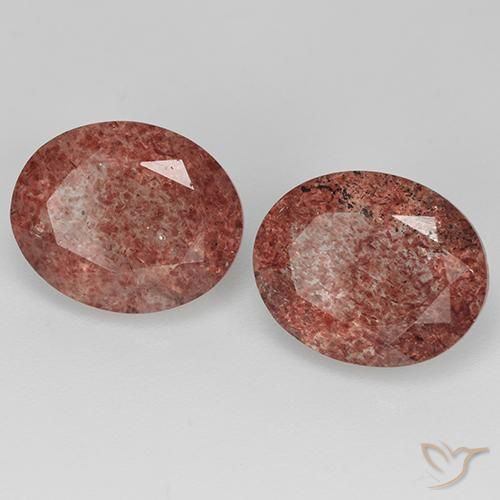Shop natural 6.45ct ディープレッド ストロベリークォーツ gems, 楕円形, from ロシア at GemSelect. In stock, global shipping!