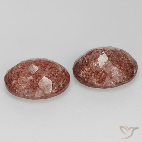 Shop natural 6.45ct ディープレッド ストロベリークォーツ gems, 楕円形, from ロシア at GemSelect. In stock, global shipping!