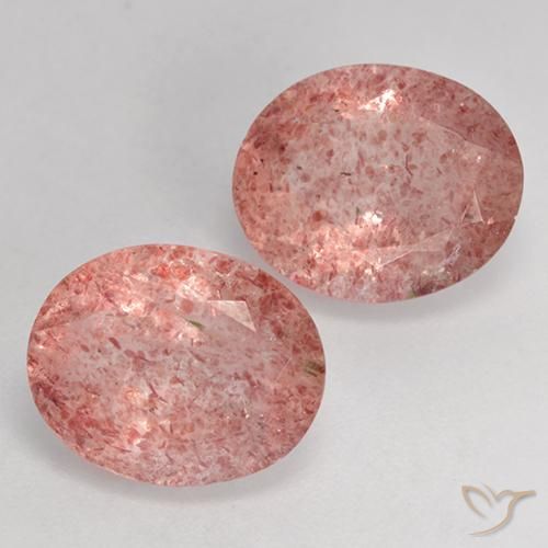 Shop natural 6.34ct ミディアム薄いピンク ストロベリークォーツ gems, 楕円形, from ロシア at GemSelect. In stock, global shipping!