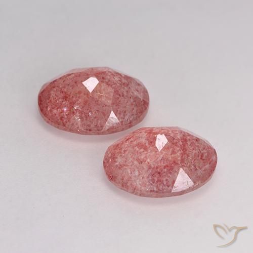 Shop natural 5.96ct ミディアムレッド ストロベリークォーツ gems, 楕円形, from ロシア at GemSelect. In stock, global shipping!