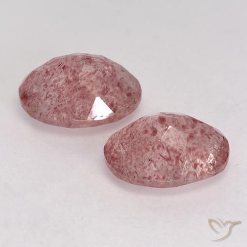 Shop natural 3.49ct ミディアムピンク ストロベリークォーツ gems, 楕円形, from ブラジル at GemSelect. In stock, global shipping!